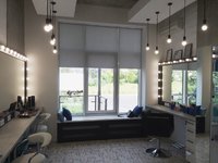 Серые рулонные шторы в интерьере