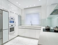 Рулонные шторы на кухню